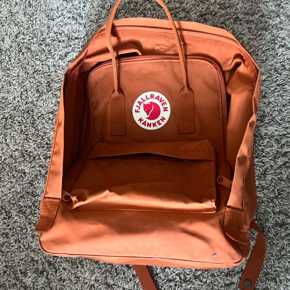Kånken Backpack in Vibrant Orange